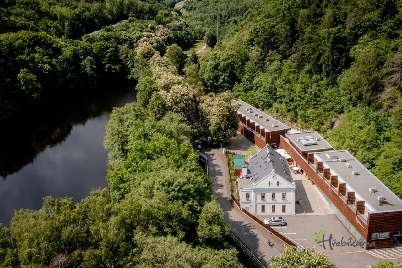 Restaurace A Pension Hrebikarna Хомутов Екстериор снимка